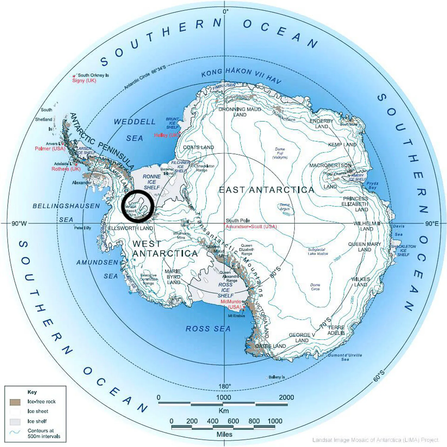 Mapa da Antártida com a indicação da localização do Vinson (no círculo preto).